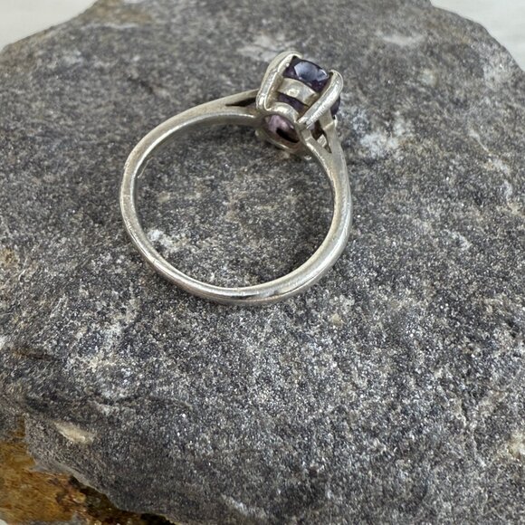 Sterling Silver Purple Amethyst Ring Size 4.5 - Picture 7 of 8